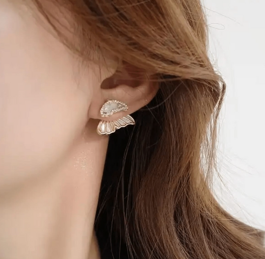 SOJI - White Butterfly Korean Earring