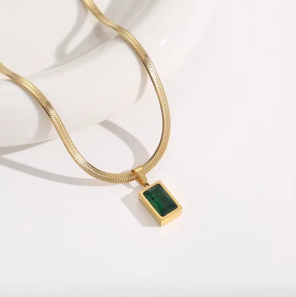 SOJI - Korean Style Snake Bone Necklace – Emerald Green Pendant